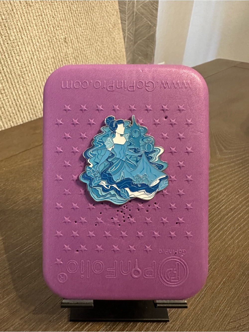 Cinderella - Disney Princess Scenic BoxLunch Exclusive Disney Pin - Picture 1 of 3